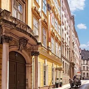 4* Otel Pertschy Palais