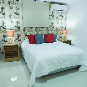 Malecon Premium & 2*, Santo Domingo Repubblica Dominicana