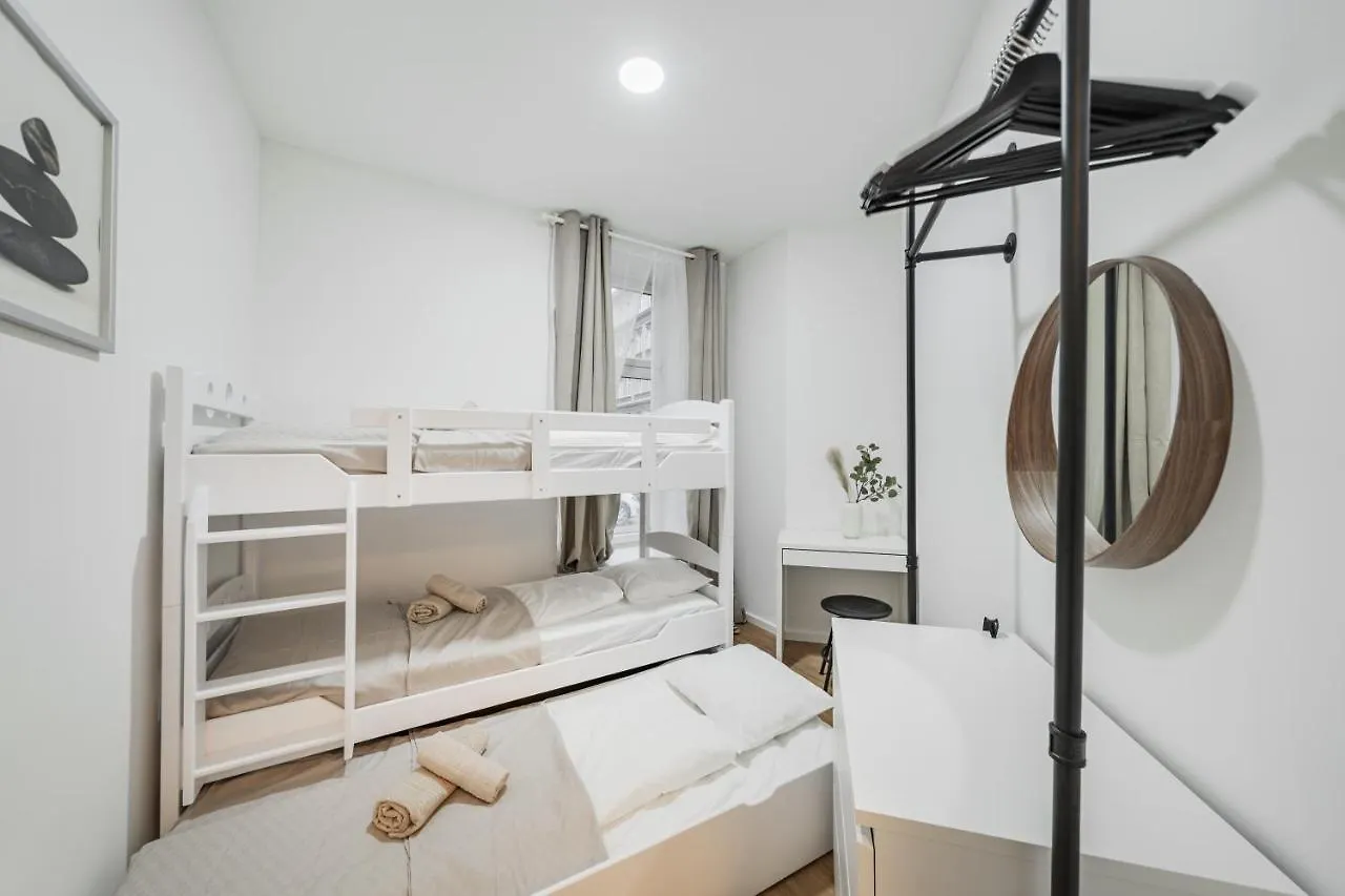 Hostel Central City Rooms By Home2 Viyana